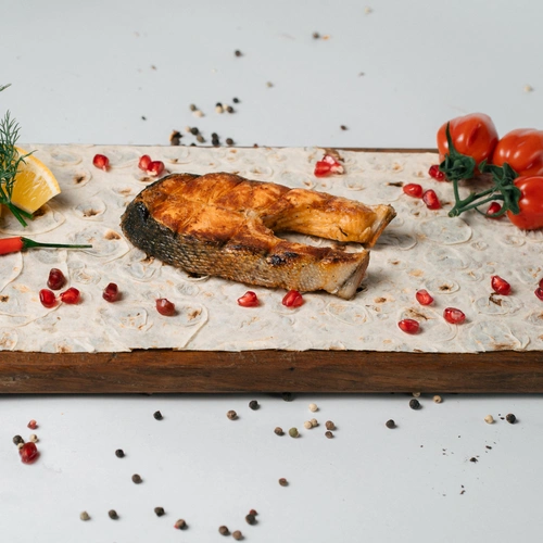 РЫБА НА УГЛЯХ
